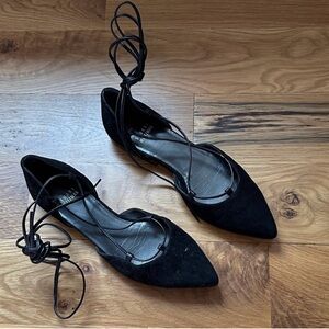 Stuart Weitzman Elegant Black Women's Lace-Up Flats